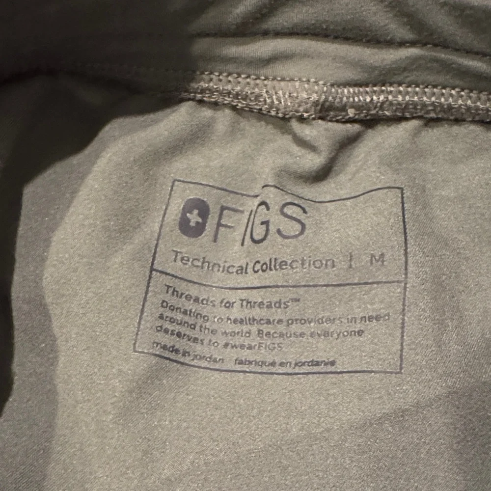 Figs Kade Cargo Pants Medium - Moss - Picture 3 of 4